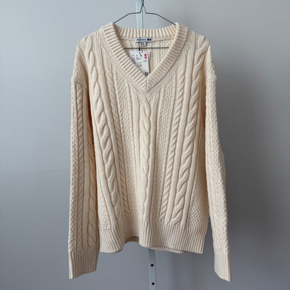 JW Anderson x Uniqlo Other - JJW‎ Anderson x Uniqlo sz Mens (L) Womens (XL) Unisex Sweater Tennis Prep Preppy